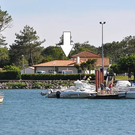 Au Gre Des Vents Holiday home *