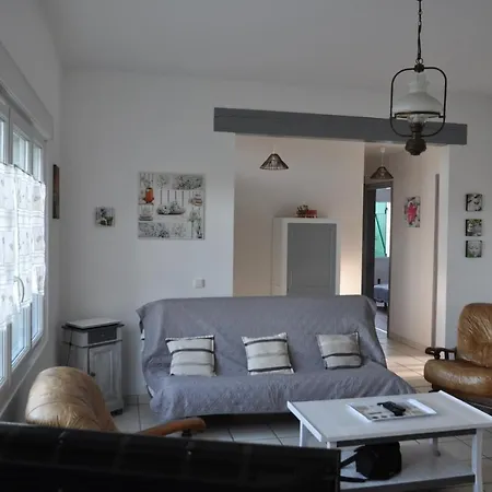 Holiday home Au Gre Des Vents