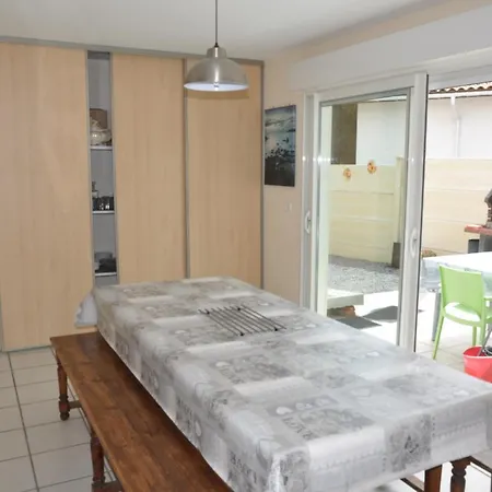 Holiday home Au Gre Des Vents